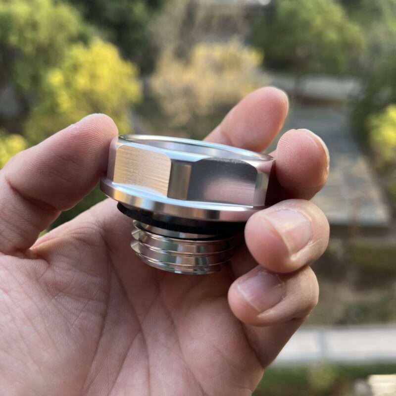 Custom CNC Aluminum Oil Filler Cover For Engine - Image 2